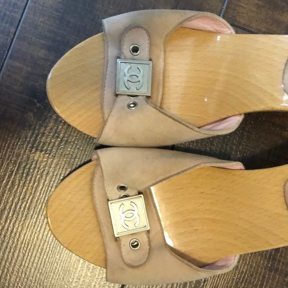 Vintage CHANEL clog sandals - Picture 3 of 12